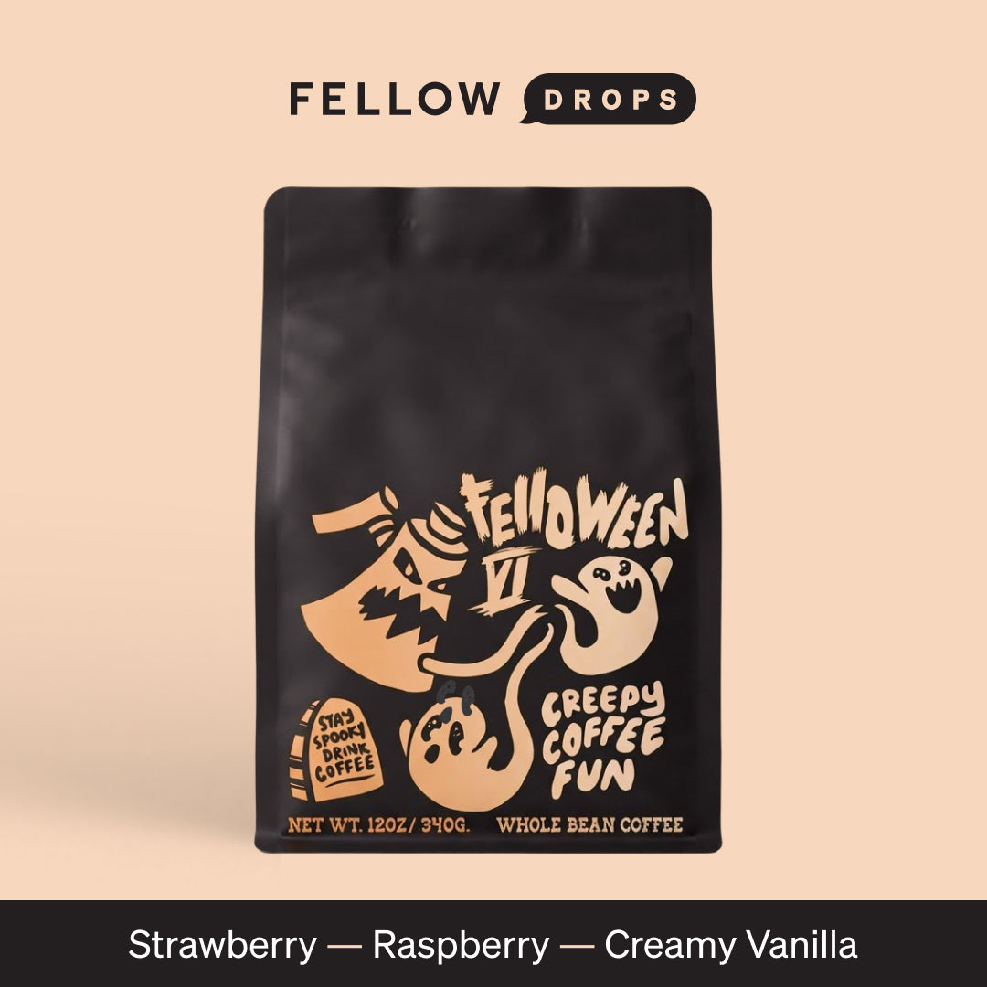 Felloween VI coffee bag with cartoon ghosts and Stay Spooky text.