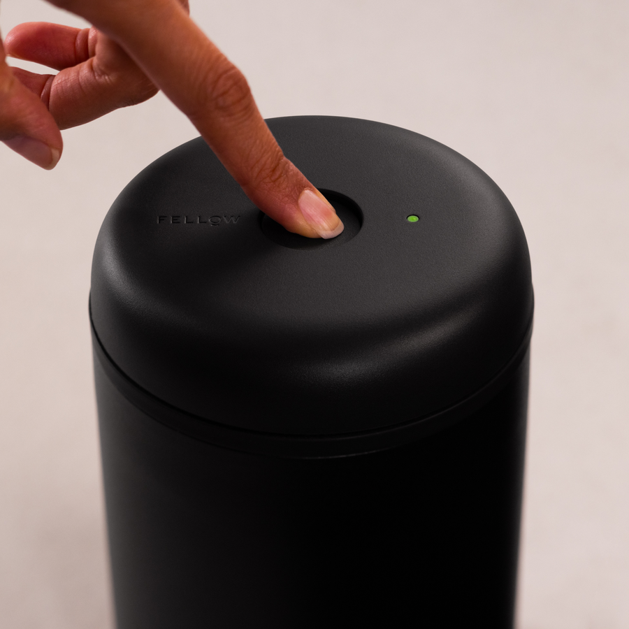 Electric Atmos / Matte Black / 1.2 L - media