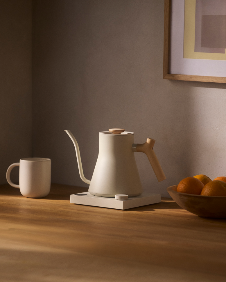 Pro / Sesame + Maple - media