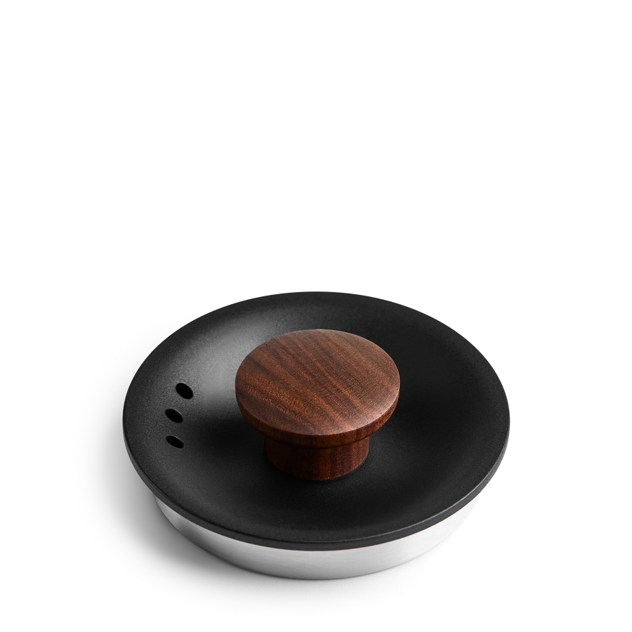 Stagg EKG Lid with Lid Pull - Stagg EKG Lid with Lid Pull - Stagg EKG / Matte Black | Fellow - media