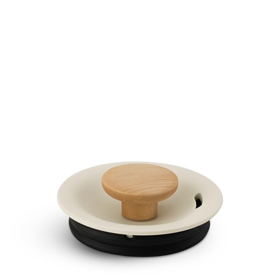 Stagg EKG Lid with Lid Pull - Stagg EKG Lid with Lid Pull - Stagg EKG Pro / Sesame + Maple | Fellow - media